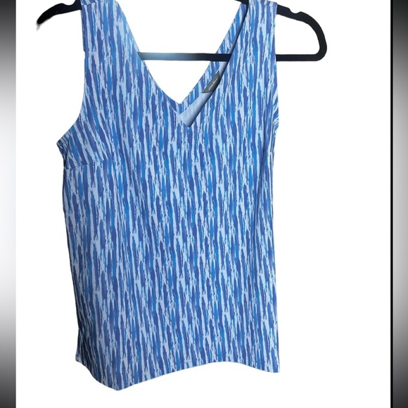 Eddie Bauer Blue Print V-Neck Sleeveless Tank Top Size XS - Picture 1 of 4
